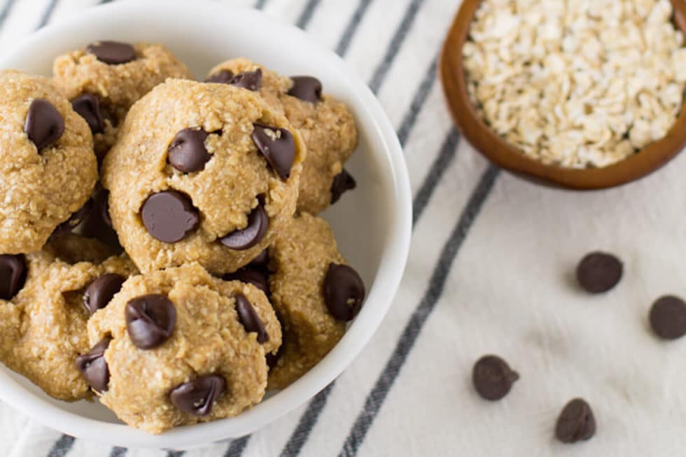 Back to School Almond Butter High Protein Energy Bites w/ Paleo option!