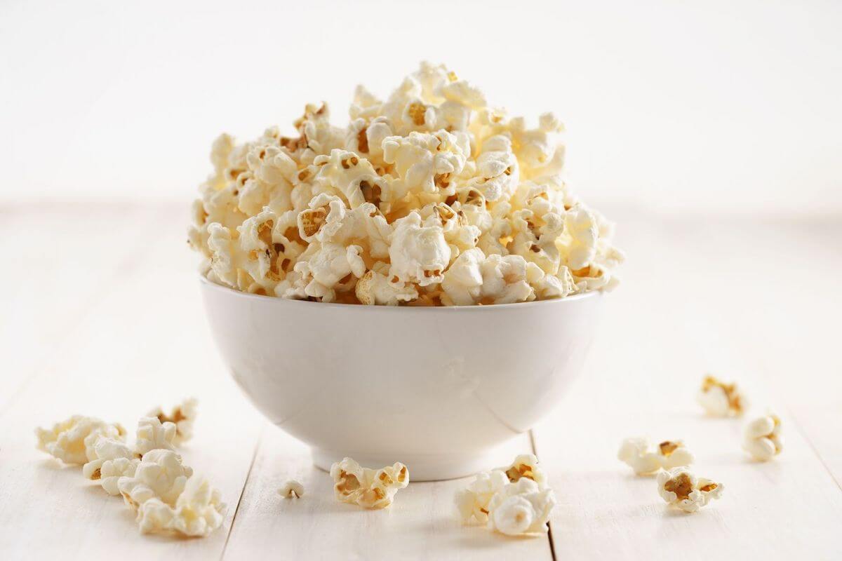 3 Healthy Popcorn Recipes + How to Make Homemade Popcorn!