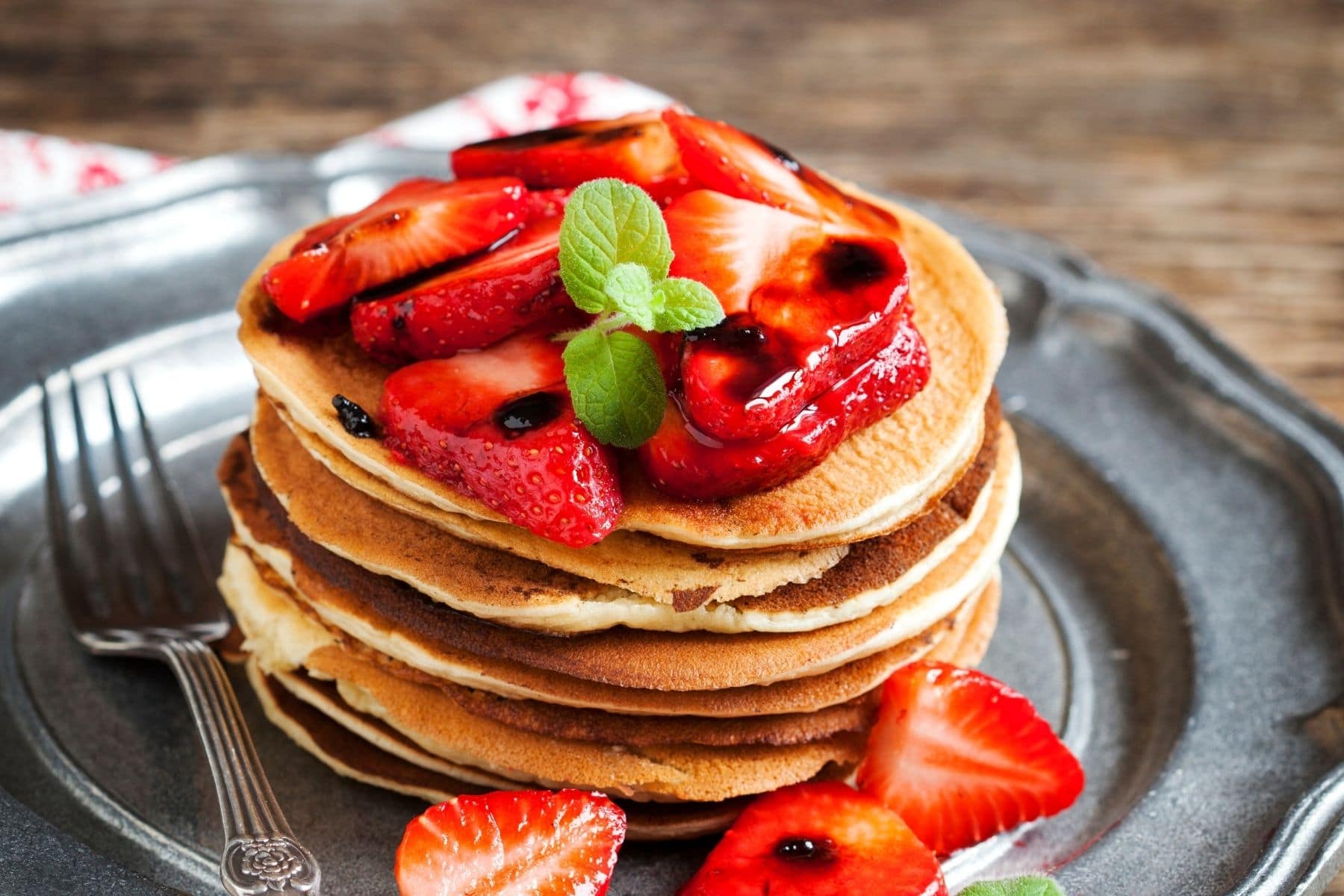 Balsamic Marinated Strawberries The BEST pancake topping!