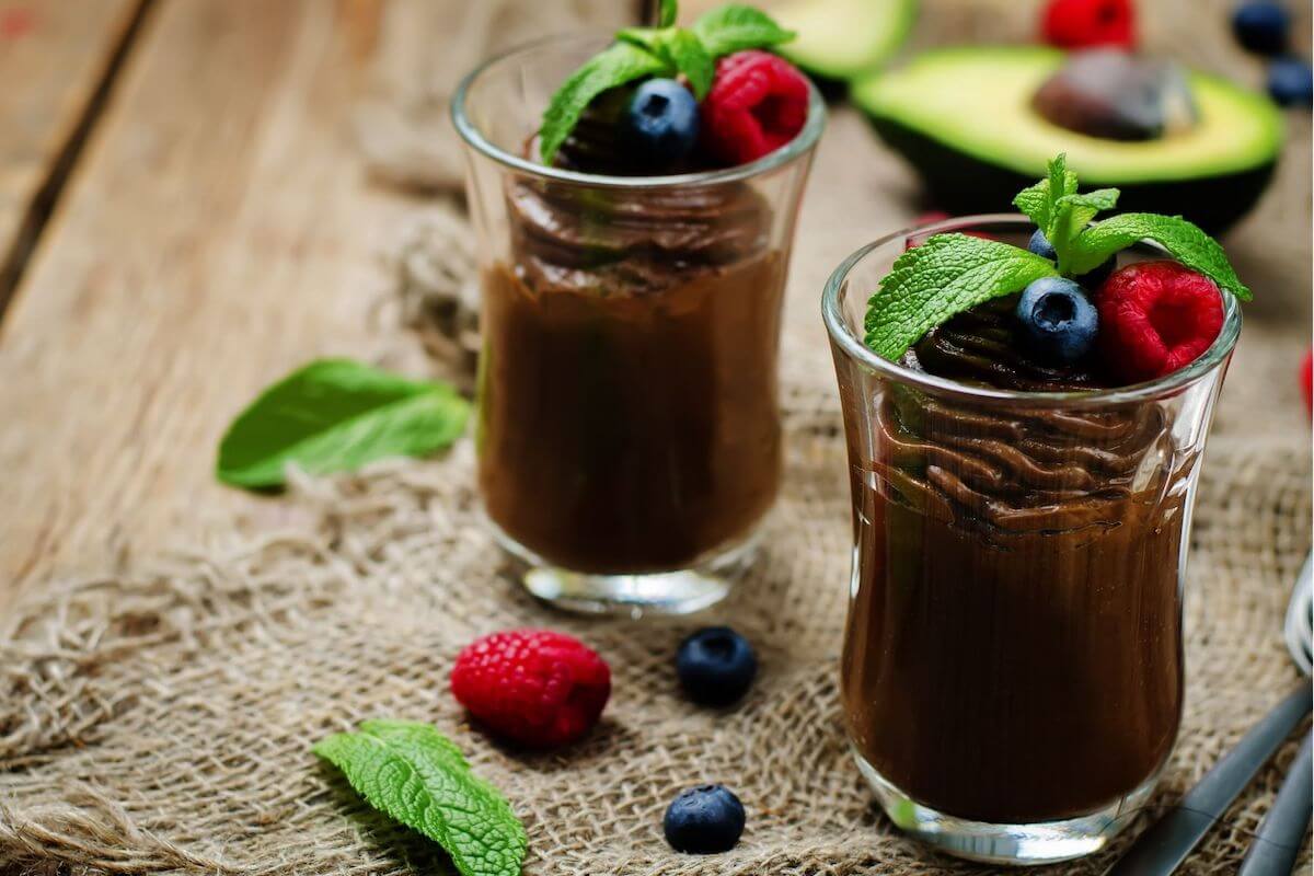 Perfect Valentine's Day Dessert: Paleo Chocolate Pudding Parfaits
