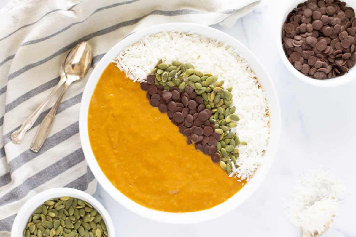 Healthy Pumpkin Smoothie Bowl Recipe