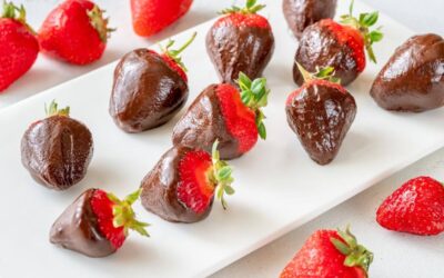 Chocolate Drizzled Strawberries