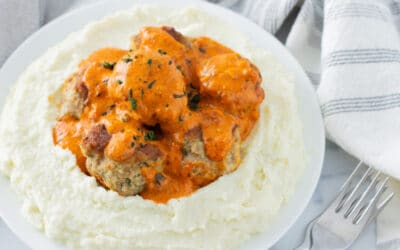 Low Carb Turkey Meatballs w/ Creamy Red Pepper Coconut Sauce Over Cauli Mash