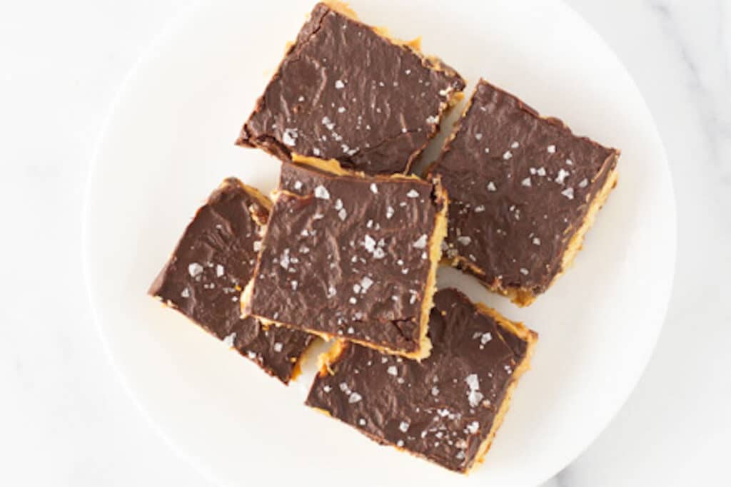 Healthy Chocolate Peanut Butter Bars